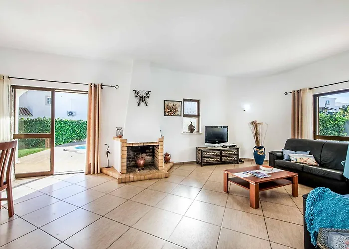 Lourenco וילה אלבופיירה